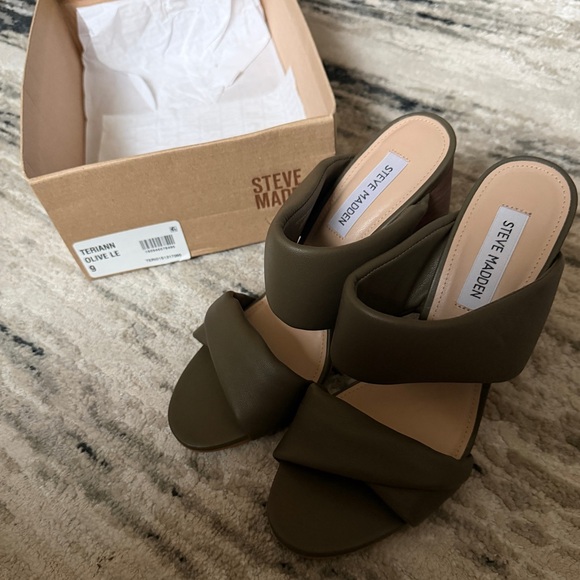 Steve Madden Teriann Womens olive green Leather Square open toe 4" heel sandal 9 - Picture 2 of 9